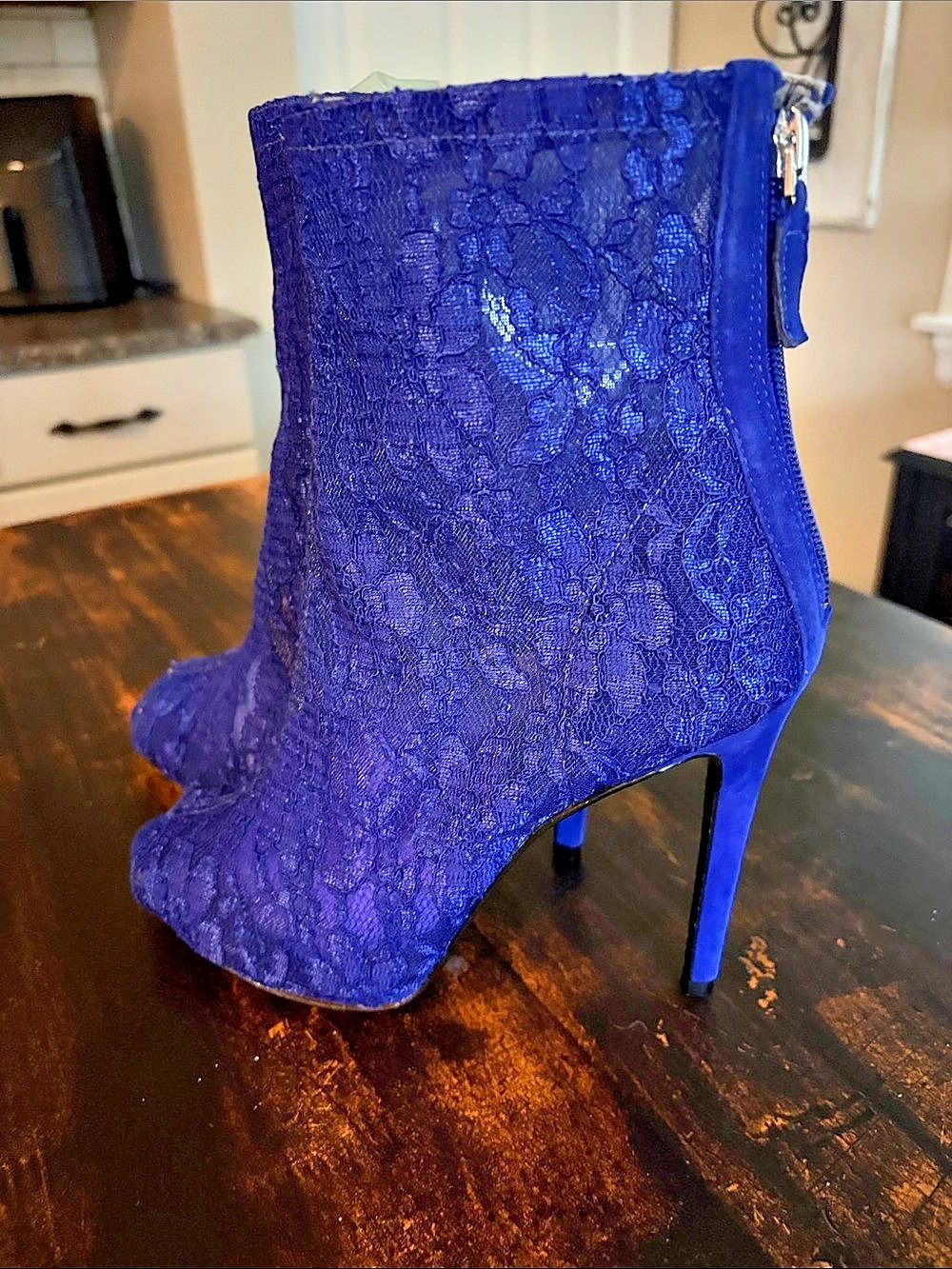 Guess Blue Lace Heeled Ankle Boots Like New